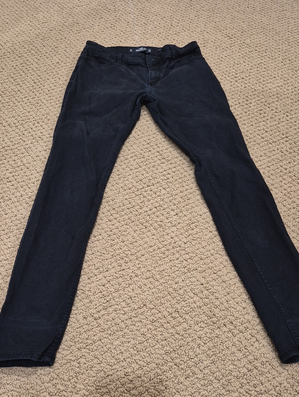 Hollister Slim Straight Jeans in Black